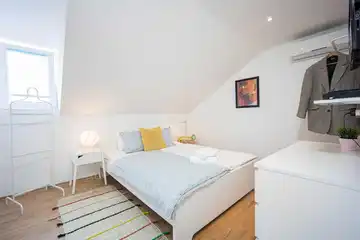 Cozy 1-Bedroom Apartment in Trogir for 2 Guests