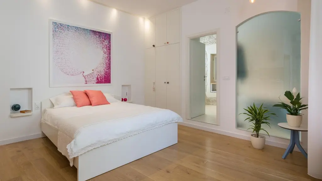 Renovated Studio Apartment in Trogir for 2 Guests