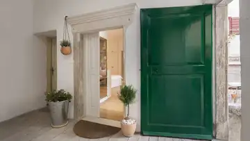 Renovated Studio Apartment in Trogir for 2 Guests