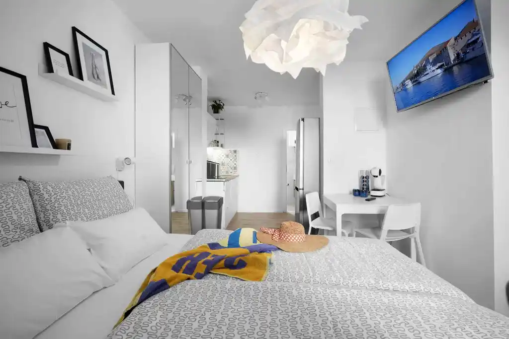 Cozy Studio Apartment for 2 near Trogir Old Town