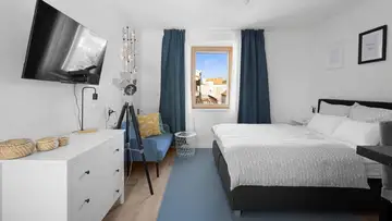 Cozy Studio Apartment in Trogir for 2 Guests