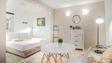 Studio for 2 in Trogir with Shared Terrace