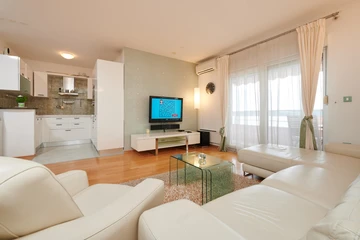 Sea-View Apartment in Trogir for 4 Guests