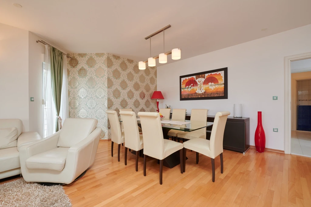 Sea-View Apartment in Trogir for 4 Guests
