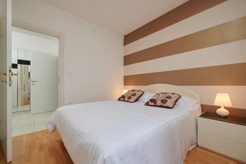 Sea-View Apartment in Trogir for 4 Guests