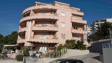 Apartment in Trogir with Partial Sea View