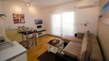 Apartment in Trogir with Partial Sea View