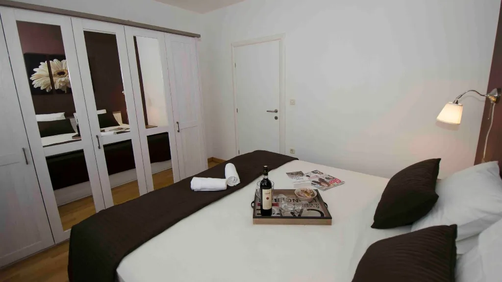 Apartment in Trogir with Partial Sea View