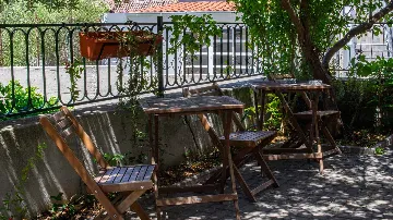 Stone Guest House in Trogir for Up to 12