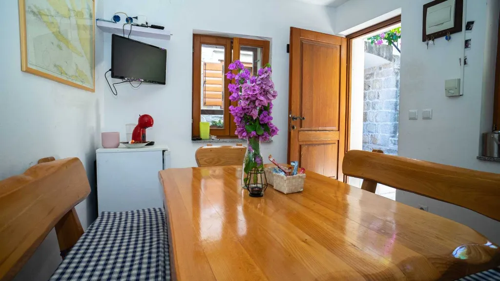 Stone Guest House in Trogir for Up to 12