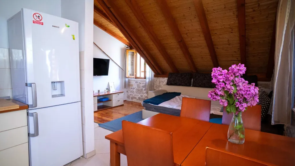 Stone Guest House in Trogir for Up to 12