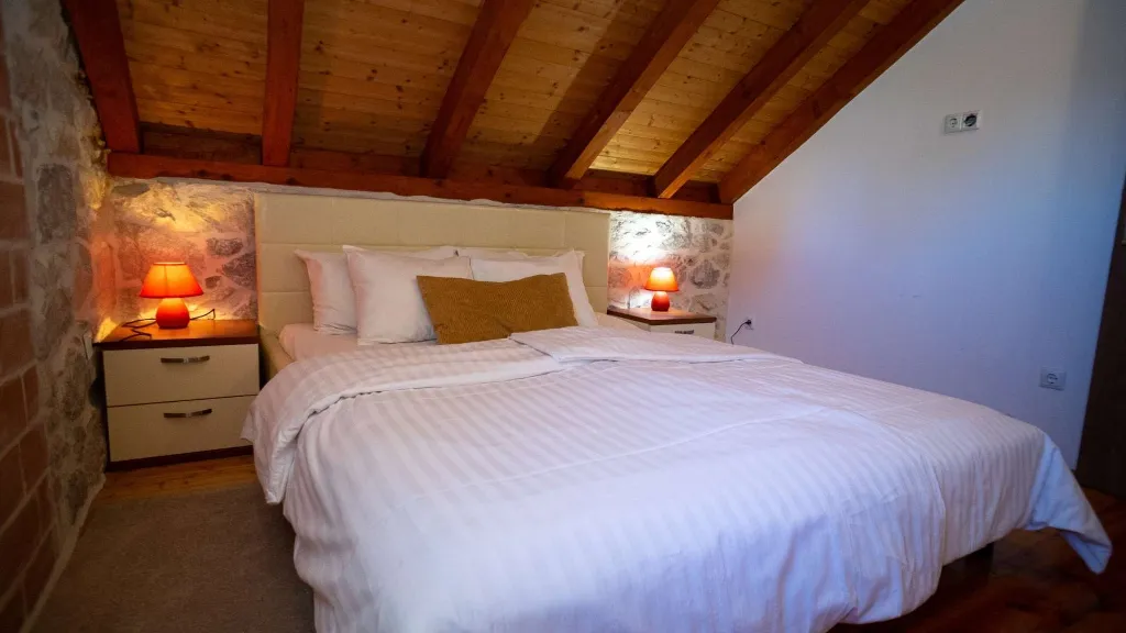 Stone Guest House in Trogir for Up to 12