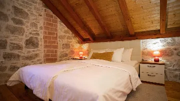 Stone Guest House in Trogir for Up to 12