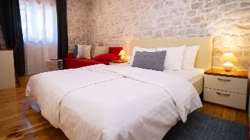 Stone Guest House in Trogir for Up to 12