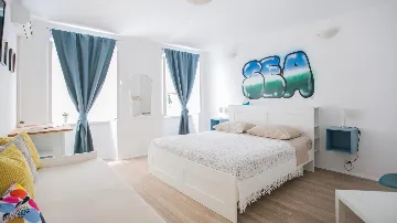 Double Room Guest House in Trogir Old Town