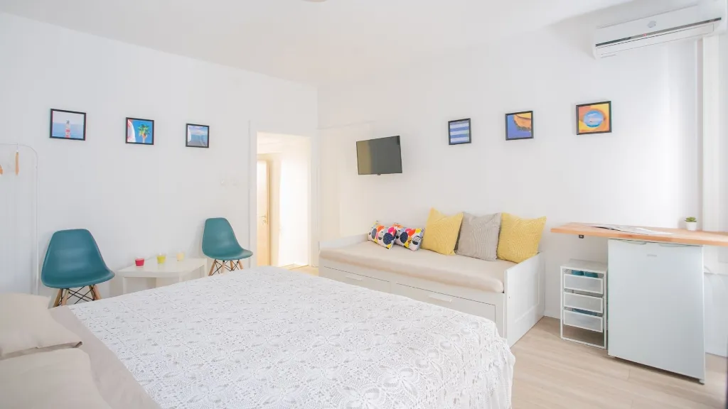 Double Room Guest House in Trogir Old Town