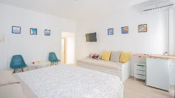 Double Room Guest House in Trogir Old Town