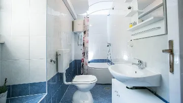 Guest House Double Room in Trogir with Patio