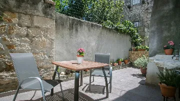Guest House Double Room in Trogir with Patio