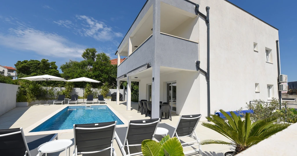 Holiday House in Supetar for Up to 8 Guests
