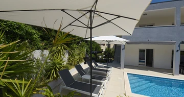 Holiday House in Supetar for Up to 8 Guests