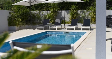 Holiday House in Supetar for Up to 8 Guests