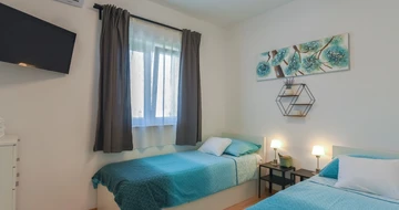 Holiday House in Supetar for Up to 8 Guests