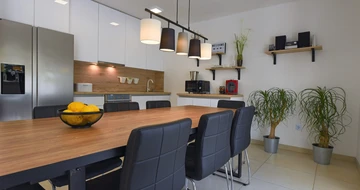 Holiday House in Supetar for Up to 8 Guests