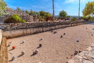 Vacation Home for 7 Guests with Pool & Jacuzzi in Supetar