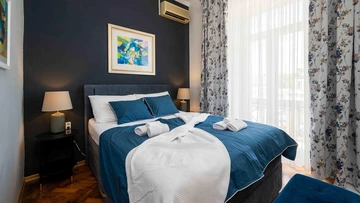 Holiday House in Trogir for Up to 6 Guests