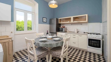 Holiday House in Trogir for Up to 6 Guests