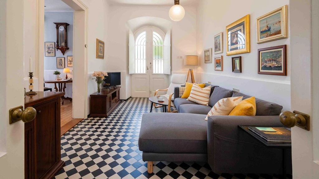 Holiday House in Trogir for Up to 6 Guests