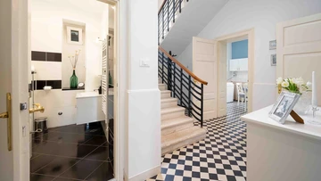 Holiday House in Trogir for Up to 6 Guests