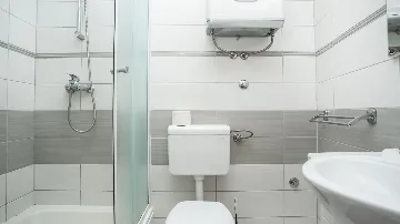 1-Bedroom Apartment in Trogir for Up to 3 Guests