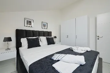 Trogir Sea View Apartment with Balcony for 4