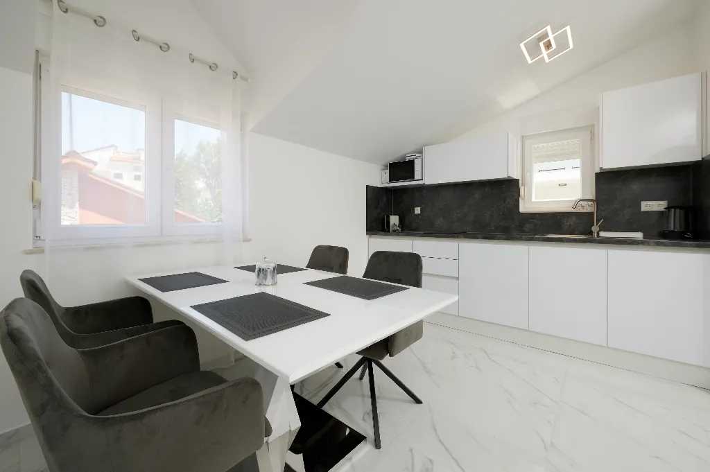 Trogir Sea View Apartment with Balcony for 4