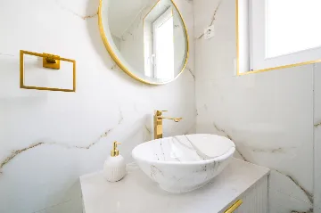 Trogir Sea View Apartment with Balcony for 4