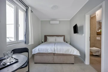 Ground-Floor Studio in Trogir for 2 Guests
