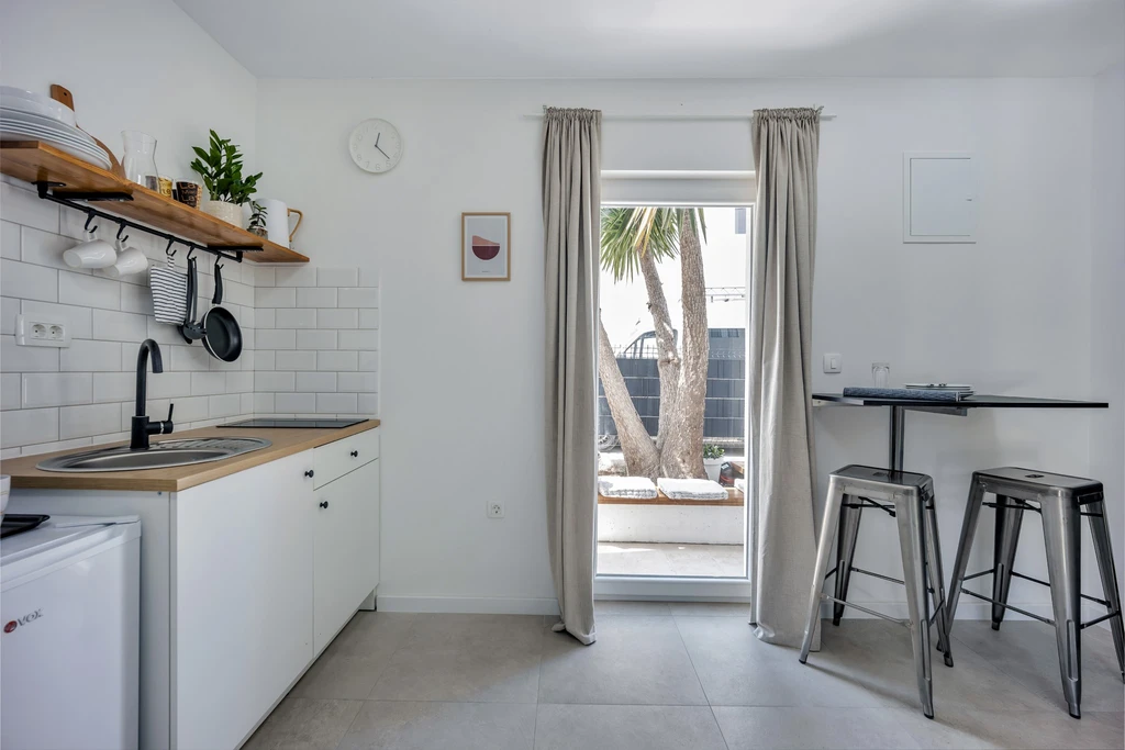 Ground-Floor Studio in Trogir for 2 Guests