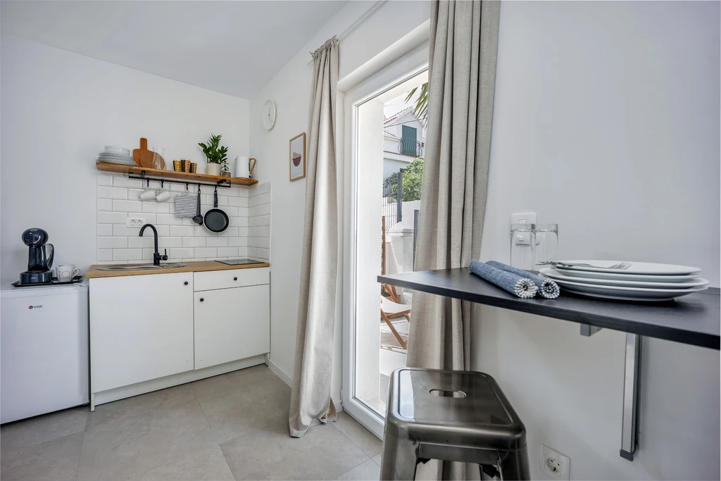 Ground-Floor Studio in Trogir for 2 Guests