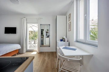 Studio for 2 in Trogir with Private Terrace