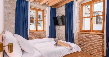 Air-Conditioned Studio Apartment in Trogir for 4