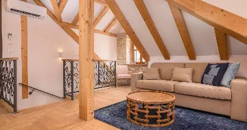 Rooftop One-Bedroom Apartment in Trogir for 4