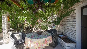 Holiday House in Sevid for 4 Guests