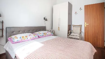 Holiday House in Sevid for 4 Guests