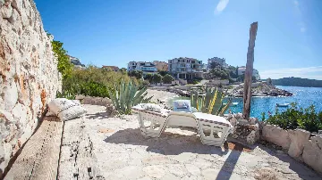 Holiday House in Sevid for 4 Guests