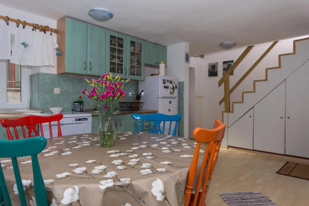 Seget Donji Stone Tiny House for 4 Guests