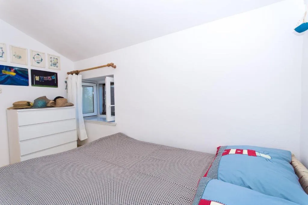 Seget Donji Stone Tiny House for 4 Guests