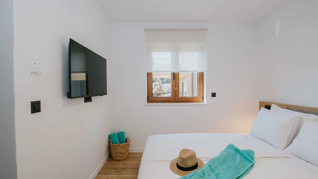 Apartment with Sea-View Balcony in Trogir