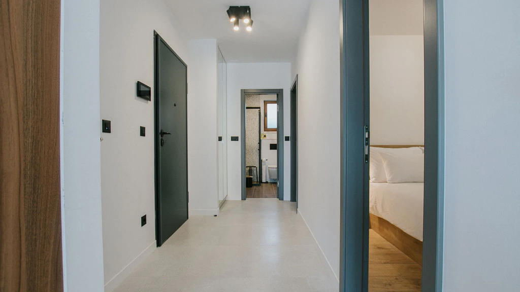 2-Bedroom Apartment with Sea-View Balcony in Trogir